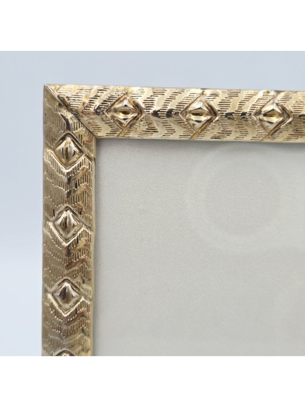 Gold Ornate Vintage Picture Frame Textured Embossed Detailing 4x6 PF102